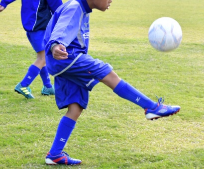 少年サッカーの適切な練習量は ドイツの育成年代の練習量 練習時間から考える ジュニアサッカー フットサル 研究室